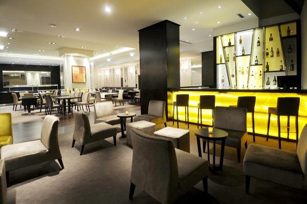 Lobby2